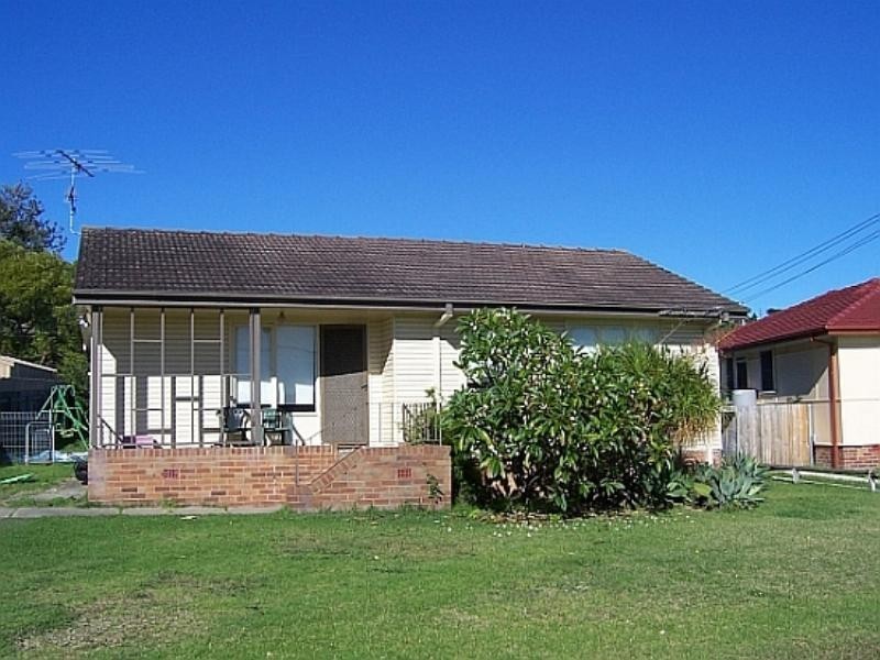 5 Trumper Street, Warilla NSW 2528