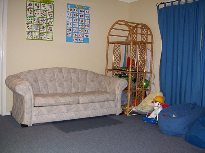 11 Chapman Street, Mount Warrigal NSW 2528