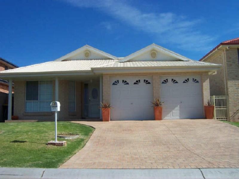 12 Dunk Avenue, Shell Cove NSW 2529