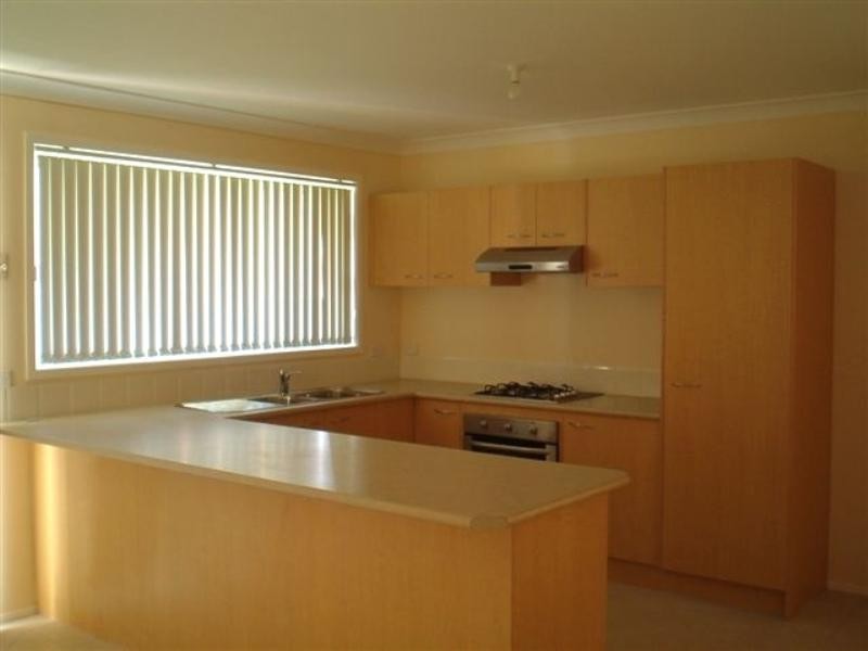 12 Dunk Avenue, Shell Cove NSW 2529