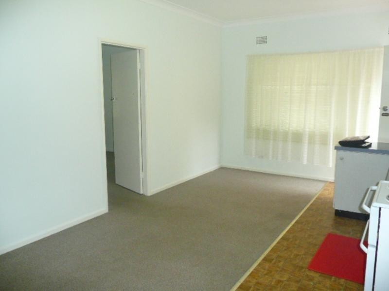 4/72 Peterborough Avenue, Lake Illawarra NSW 2528