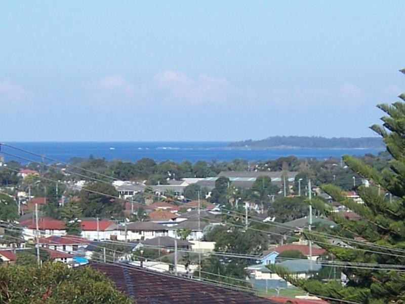 23 Lavis Drive, Mount Warrigal NSW 2528