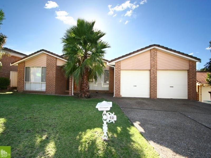 42 Centenary Road, Albion Park NSW 2527
