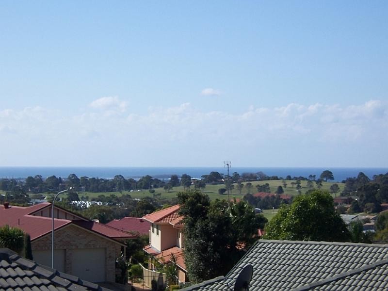 4 Currawong Circuit, Blackbutt NSW 2529