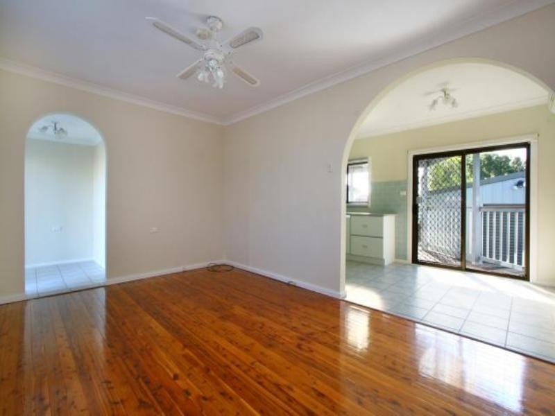 53 Queen Street, Warilla NSW 2528