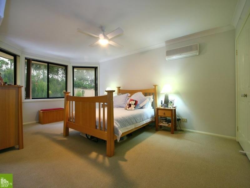 45 Helsal Circuit, Shell Cove NSW 2529