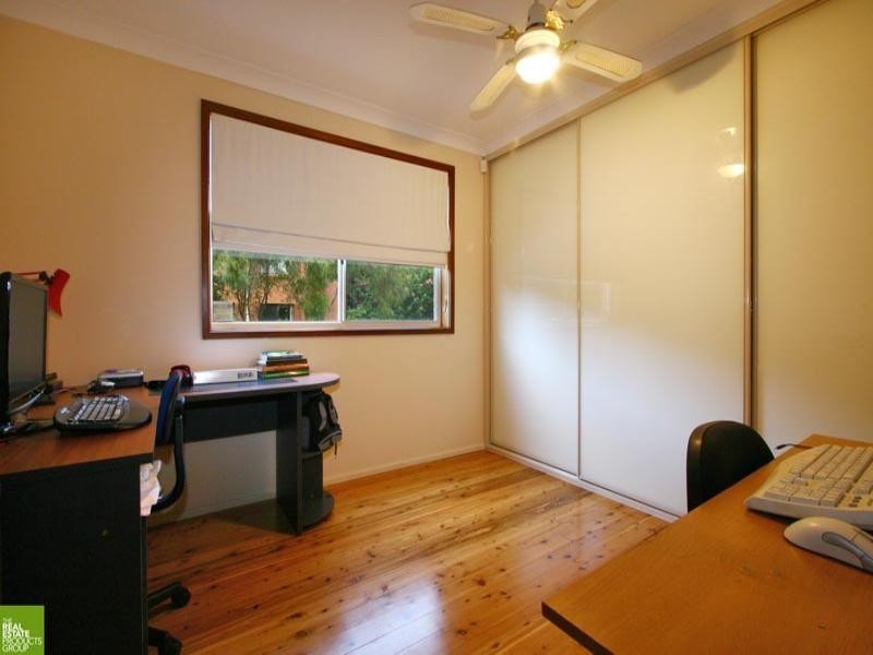 2/18 Peterborough Avenue, Lake Illawarra NSW 2528