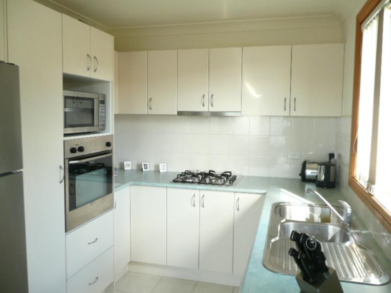 2/24 Baragoot Road, Flinders NSW 2529