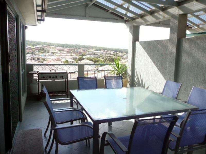 2/24 Baragoot Road, Flinders NSW 2529