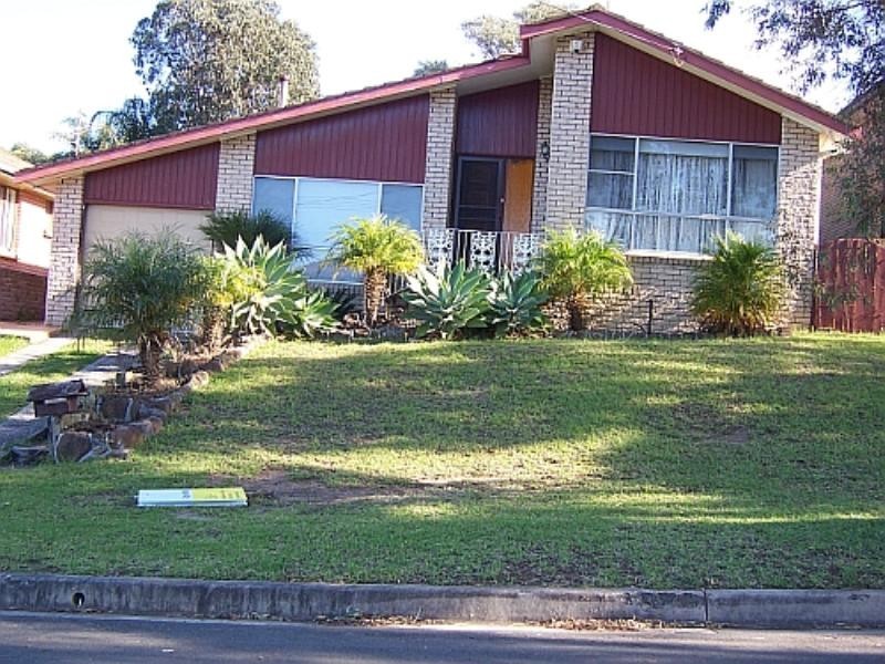 22 Loftus Drive, Barrack Heights NSW 2528