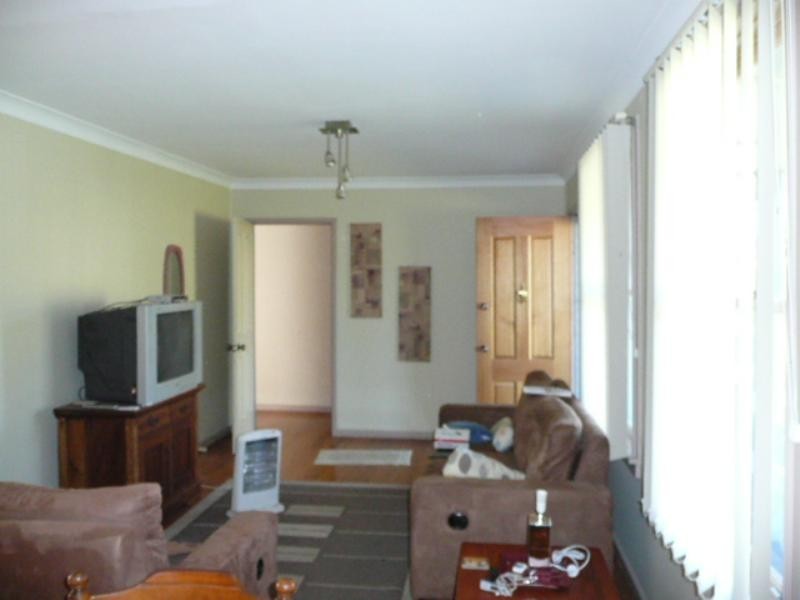 100 Lake Entrance Road, Mount Warrigal NSW 2528