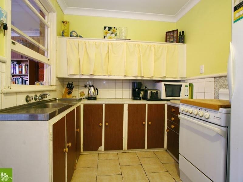 24 Stephanie Avenue, Warilla NSW 2528