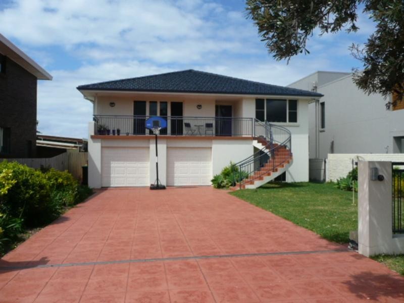 103 Little Lake Crescent, Warilla NSW 2528