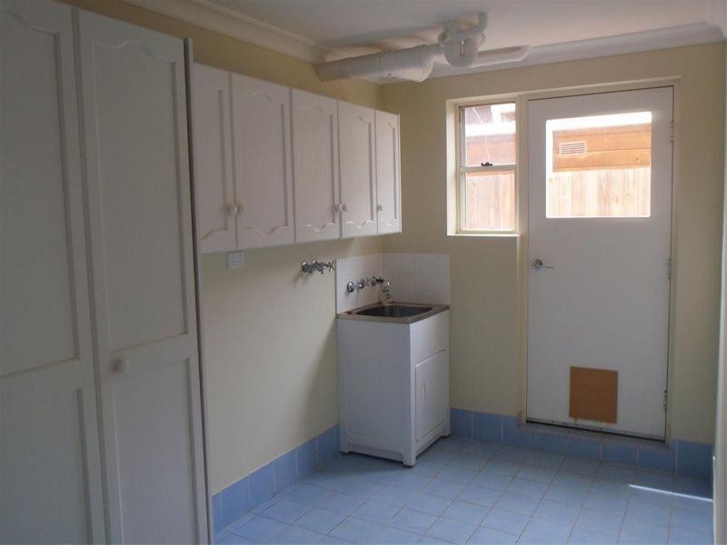 103 Little Lake Crescent, Warilla NSW 2528