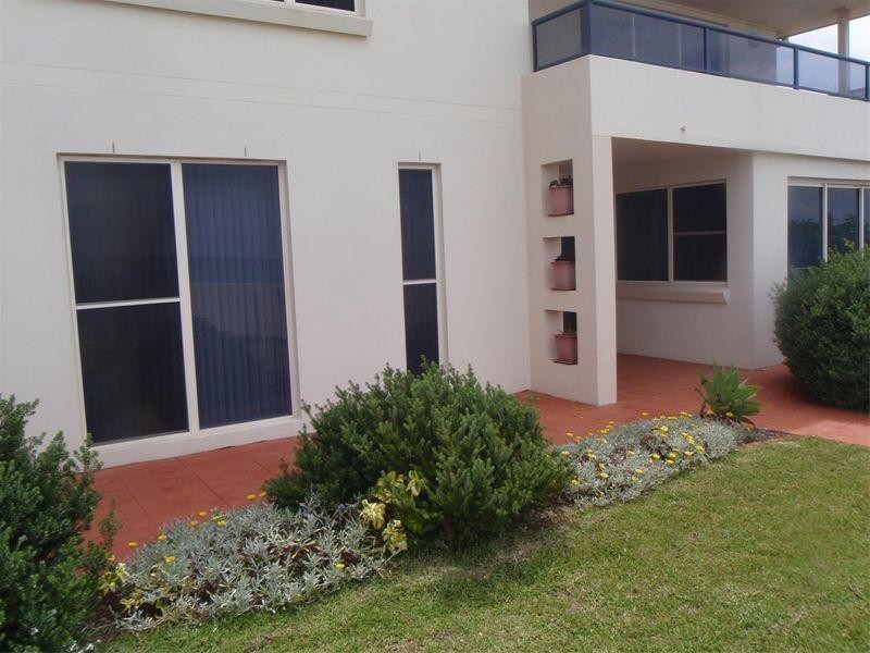 103 Little Lake Crescent, Warilla NSW 2528