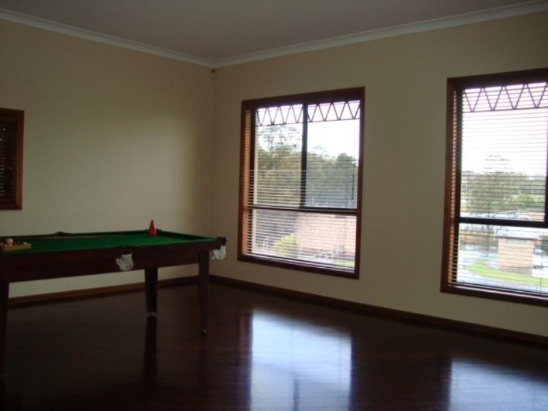 4 Ocean Beach Drive, Shellharbour NSW 2529