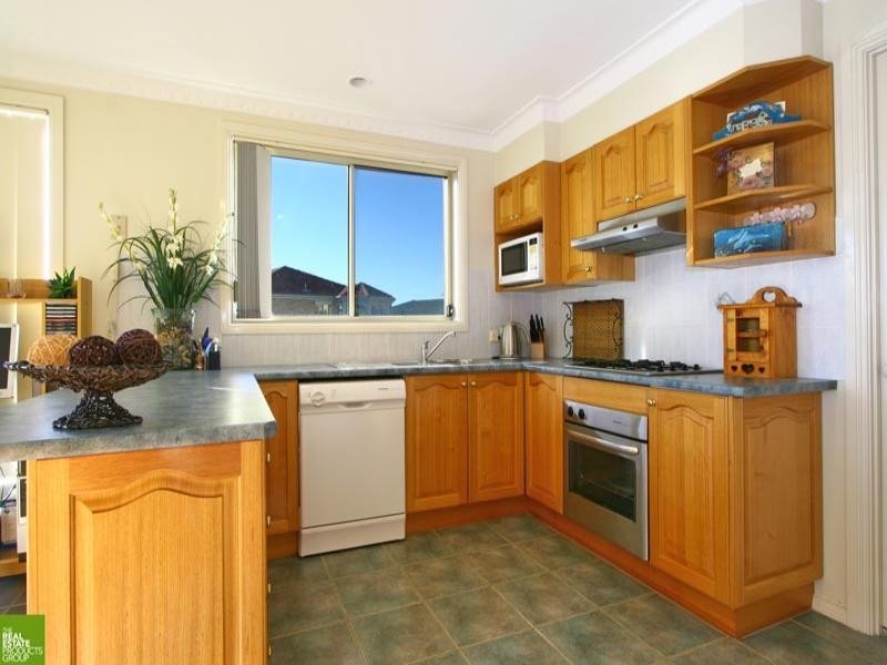3/4 Panbula Place, Flinders NSW 2529