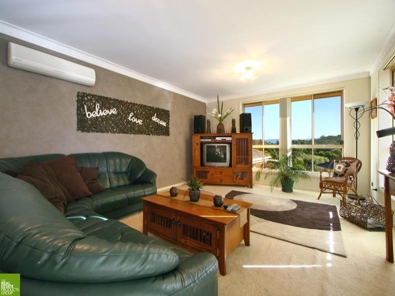 3/4 Panbula Place, Flinders NSW 2529