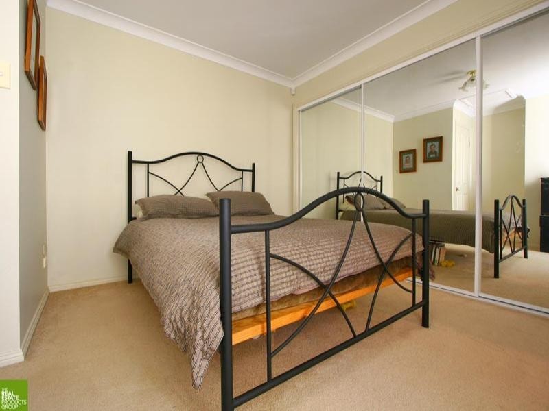 3/4 Panbula Place, Flinders NSW 2529