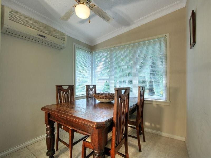 17 Davidson Street, Warilla NSW 2528