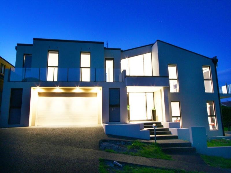 1 Houtman Avenue, Shell Cove NSW 2529