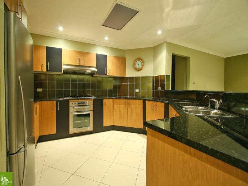 18 Melville Crescent, Shell Cove NSW 2529