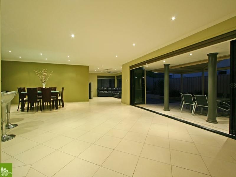 18 Melville Crescent, Shell Cove NSW 2529