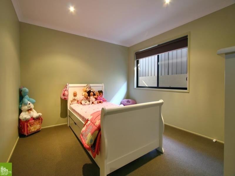 18 Melville Crescent, Shell Cove NSW 2529