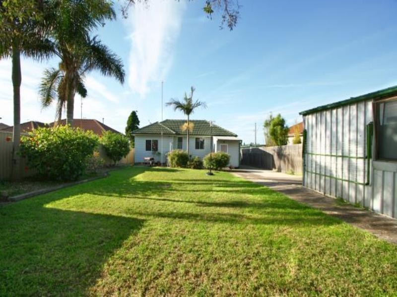 110 Shellharbour Road, Warilla NSW 2528