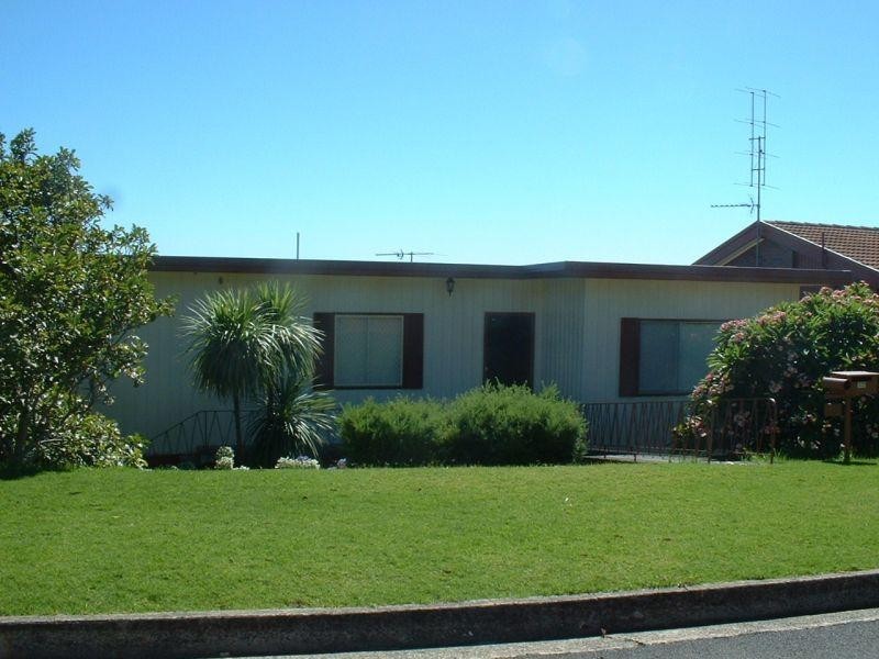 14 Porter Avenue, Mount Warrigal NSW 2528