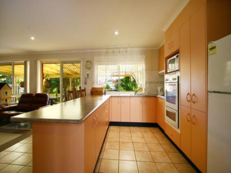 19 Baronda Close, Flinders NSW 2529