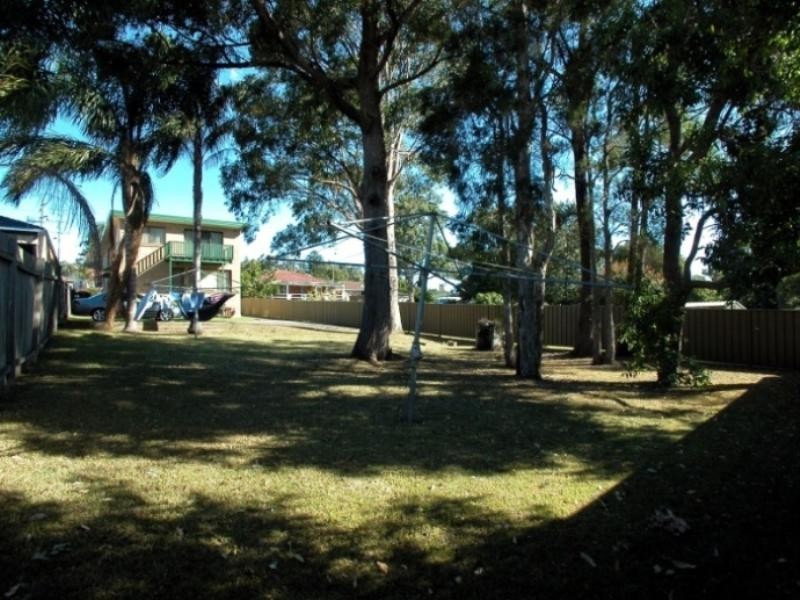 1/89 Old Lake Entrance Road, Oak Flats NSW 2529