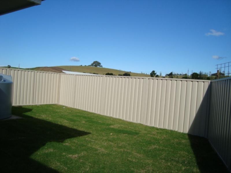 6 Dorrough Street, Flinders NSW 2529
