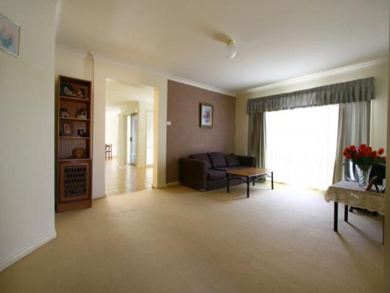 96 North Terrace, Dapto NSW 2530