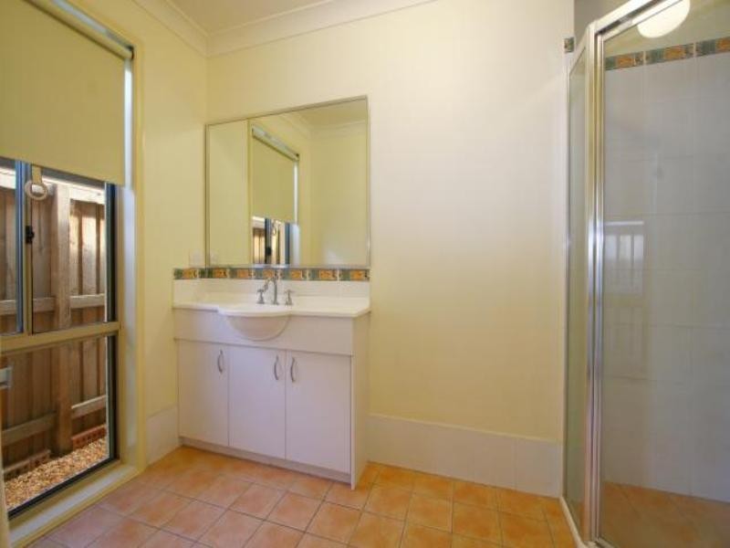 96 North Terrace, Dapto NSW 2530