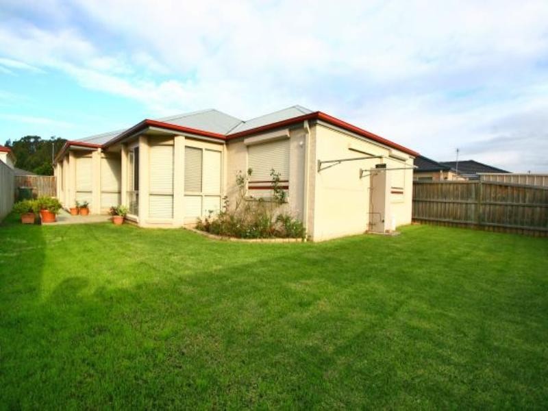 96 North Terrace, Dapto NSW 2530