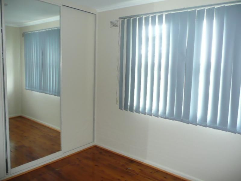 23 Beaton Street, Lake Illawarra NSW 2528