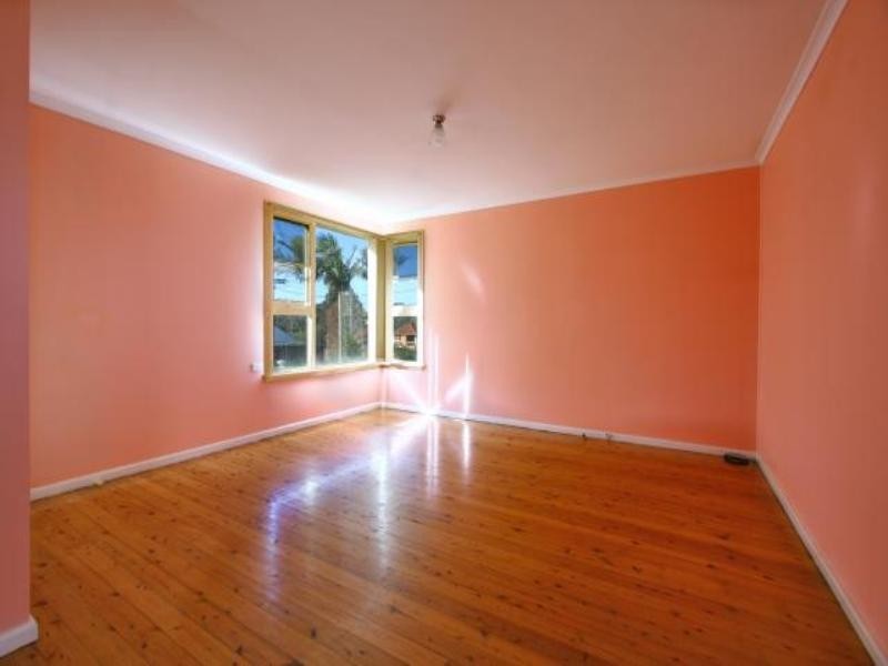 32 Freeman Parade, Mount Warrigal NSW 2528