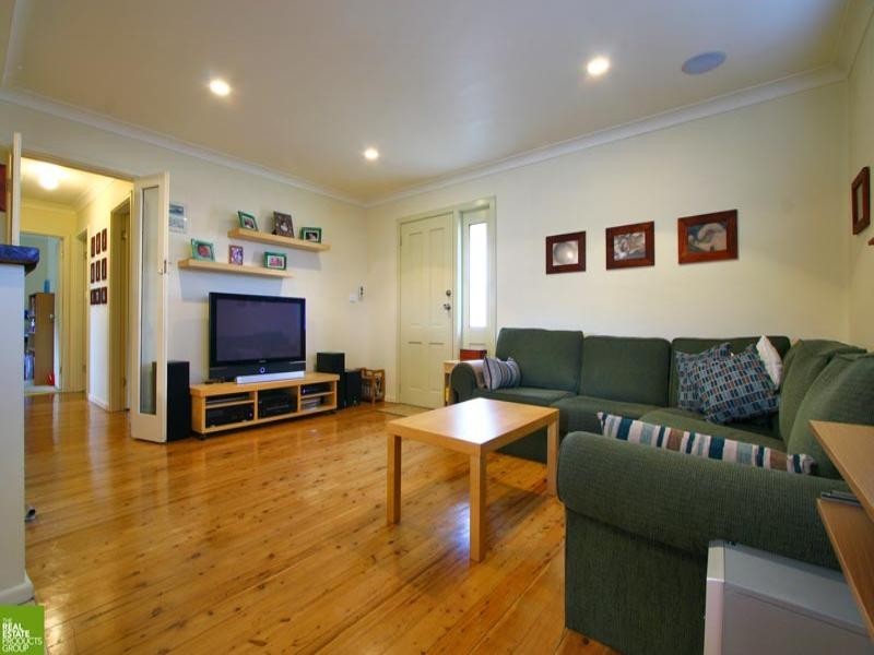 36 Hardwick Crescent, Mount Warrigal NSW 2528