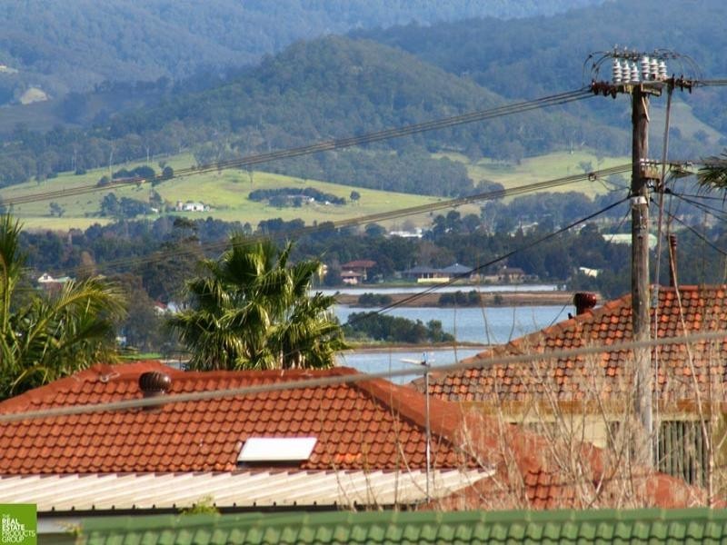 36 Hardwick Crescent, Mount Warrigal NSW 2528
