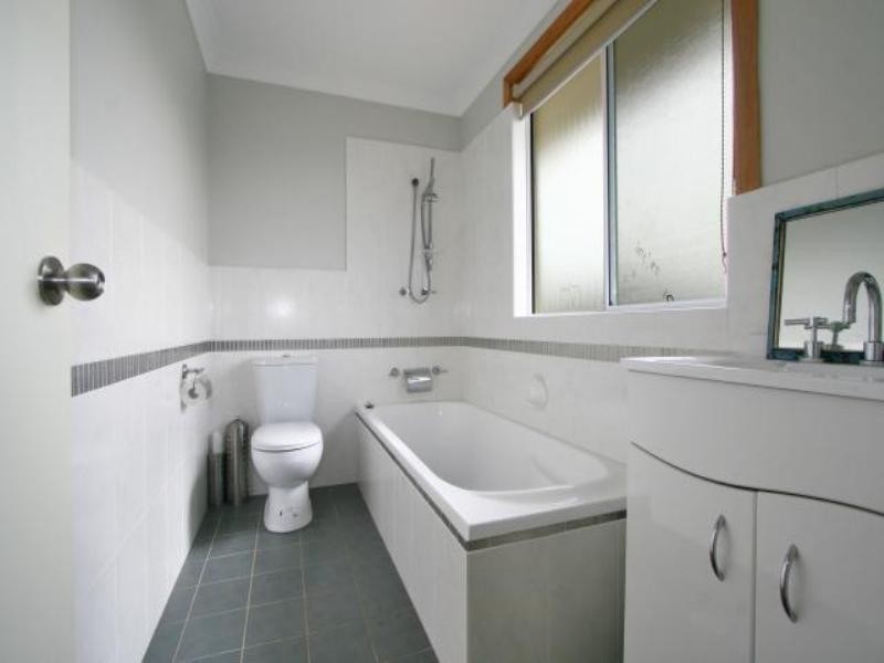 41 Beveridge Street, Albion Park NSW 2527