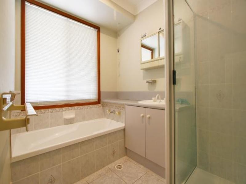 41 Beveridge Street, Albion Park NSW 2527