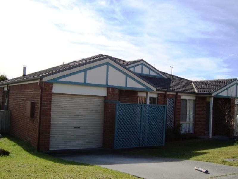 1 Brou Place, Flinders NSW 2529