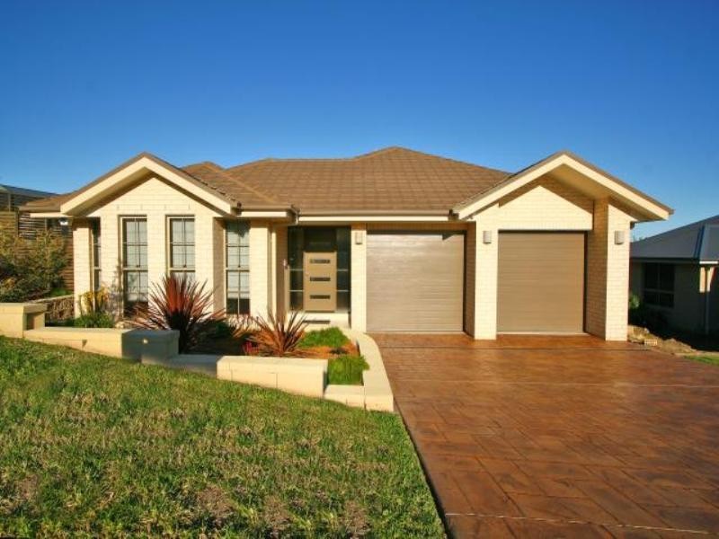 6 Bassett Street, Flinders NSW 2529