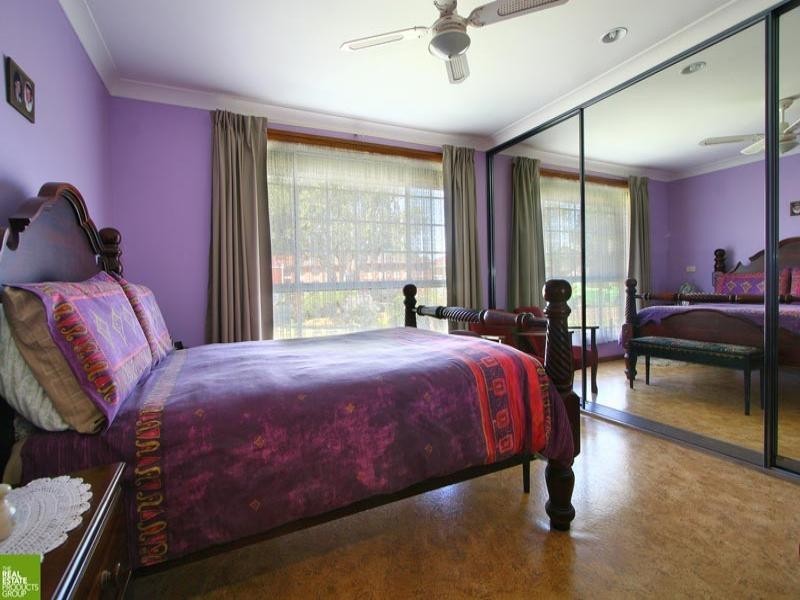 16 Fir Crescent, Albion Park Rail NSW 2527