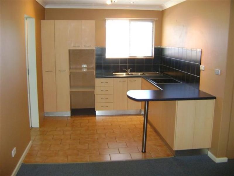 4/2C King Street, Lake Illawarra NSW 2528