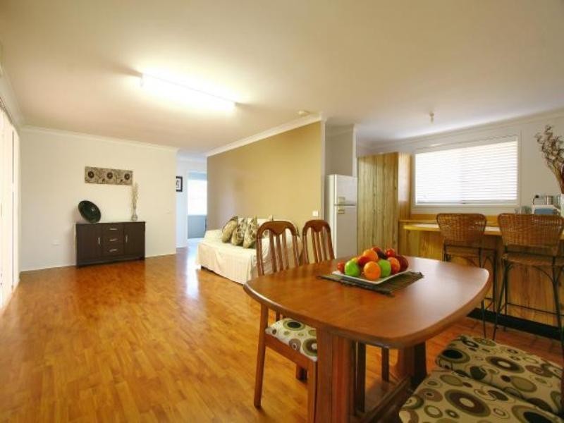 8 Mahogany Grove, Albion Park Rail NSW 2527