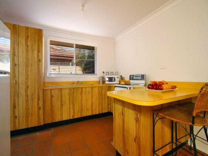 8 Mahogany Grove, Albion Park Rail NSW 2527