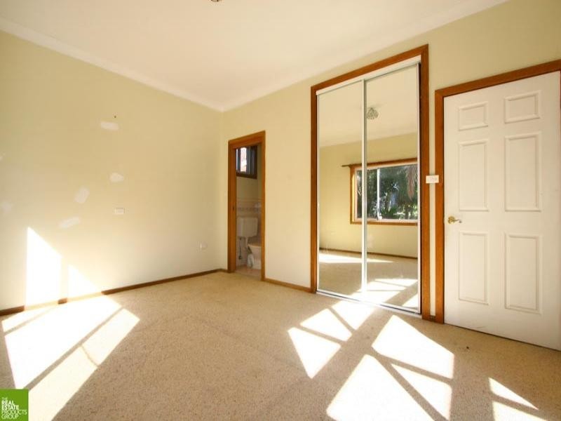 6 Headland Parade, Barrack Point NSW 2528