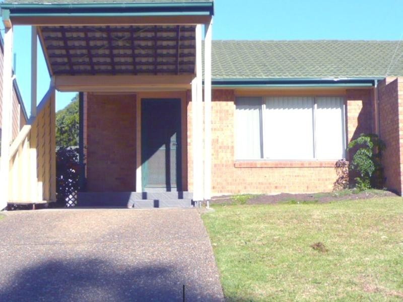 8/12 Bellbird Place, Barrack Heights NSW 2528